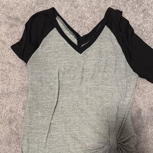 SHEIN Black and Gray V-Neck Tee